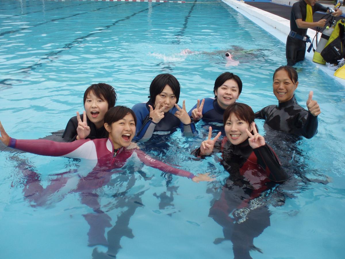 城ヶ崎海岸・伊豆海洋公園でスノーケリングを楽しむゲスト｜ダイブドリーム